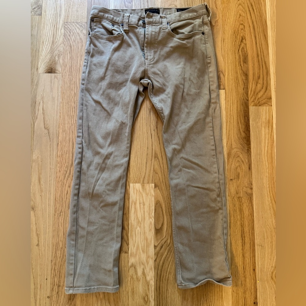 Bullhead denim co. Slim fit khaki twill pants 32x30